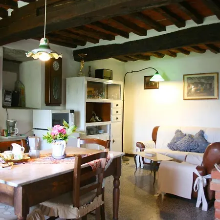 וילה Cegliolo Sleeps 5 Pool Wifi קורטונה